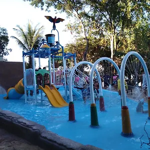 https://apartamento-aldeia-do-lago-caldas-novas-204.caldasnovashotels.com